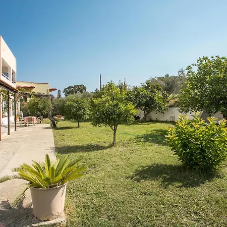 Dimitris & Appartement Faliraki