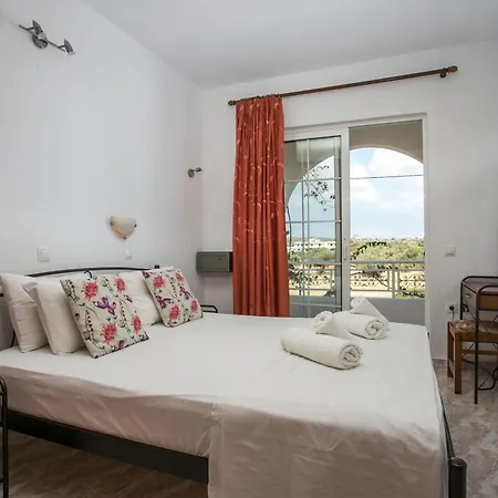 Dimitris & Apartment