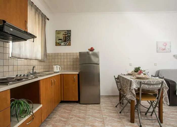 Dimitris Studios Фалираки