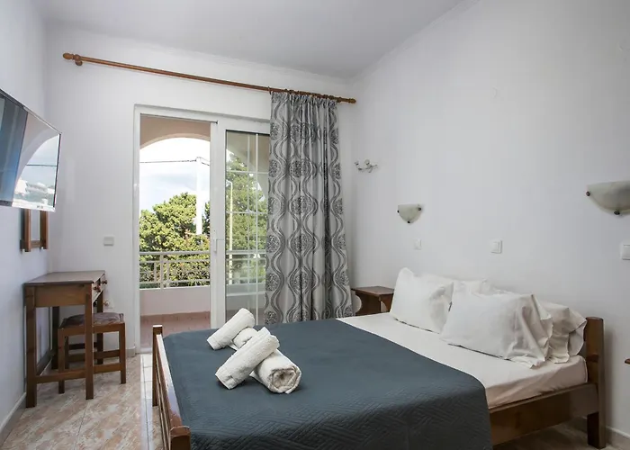 Dimitris Studios Фалираки