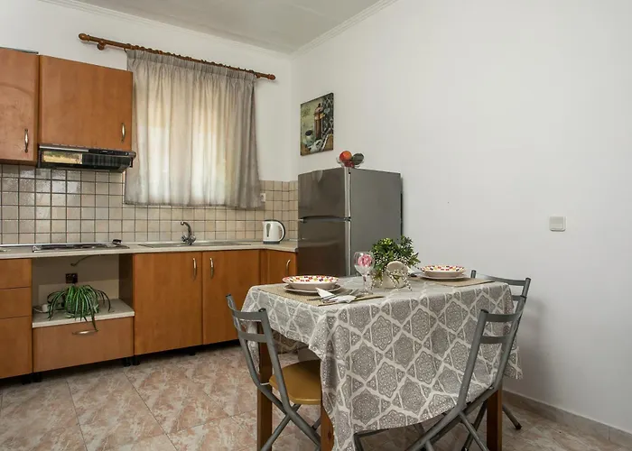 Dimitris Studios Апартаменты Фалираки