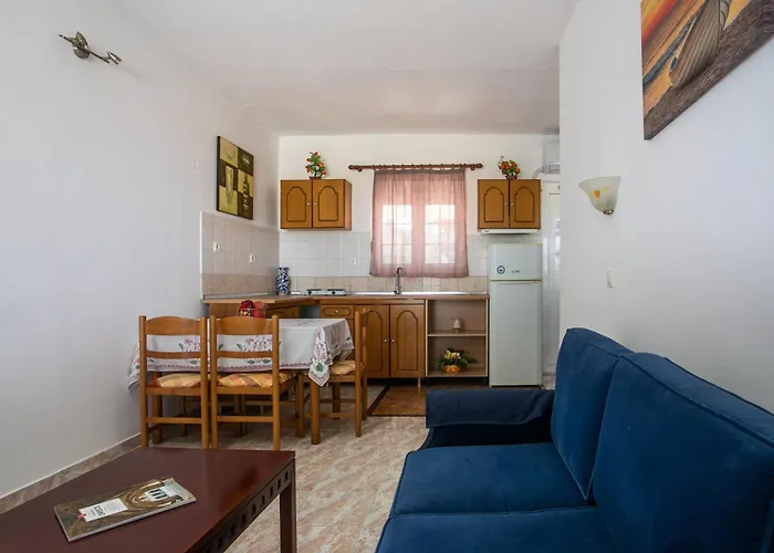 アパート Dimitris & ファリラキ