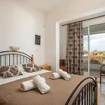 Apartamento Dimitris &