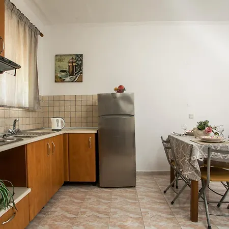 Dimitris & ファリラキ